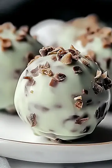 Mint Chocolate Chip Protein Balls